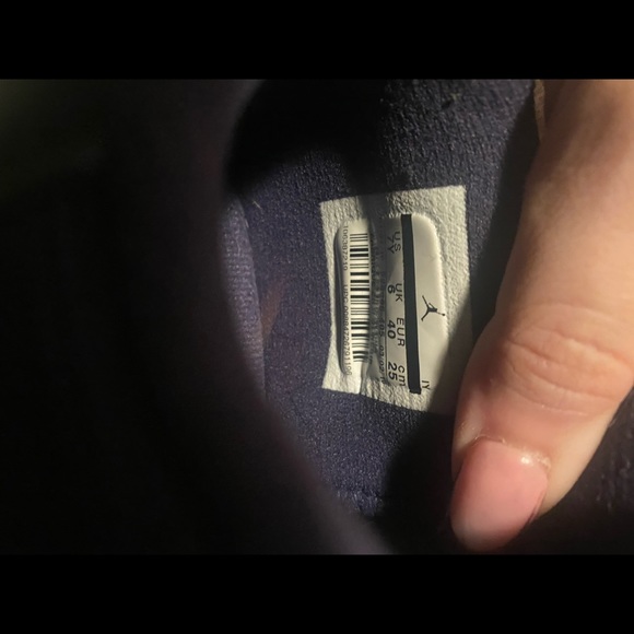 COPY - Jordan retro 11 Low top midnight navy Blue Gum - Picture 5 of 6